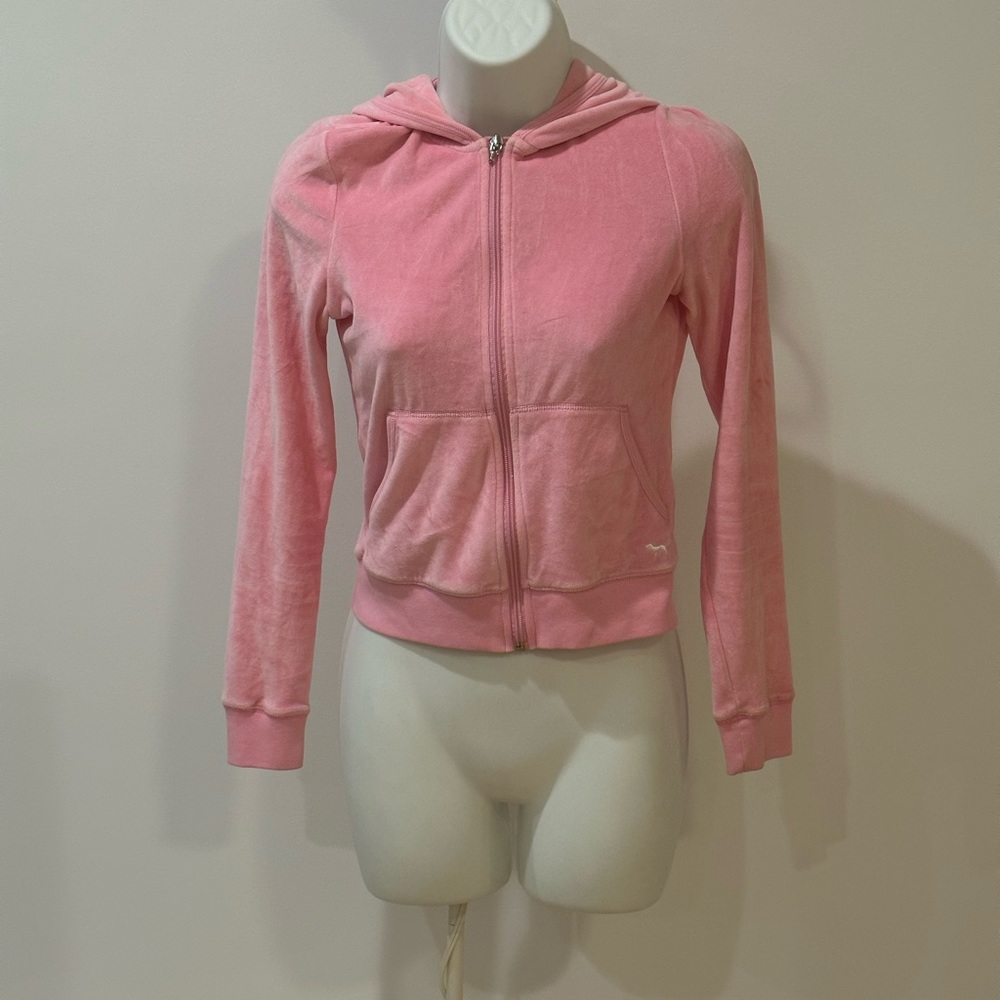 Beautiful pink Victoria Secret Pink hoodie